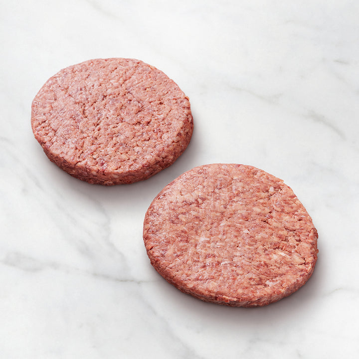 Dry Aged Wagyu Burger Patty, testsieger-fleisch - Wagyu Burger, Wagyu Patties auf weißem Hintergrund, wagyu rind, perfekte burger patties, patties für burger, burger patties tiefgefroren